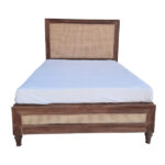 NEWYORK WOODEN QUEEN BED
