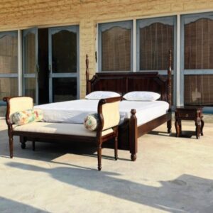Salivahan King Bed Sheesham Wood